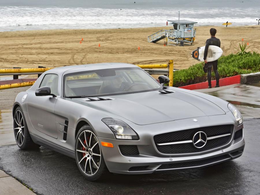  Mercedes-Benz SLS AMG GT 2012 года  (US) (фото 13 из 27)